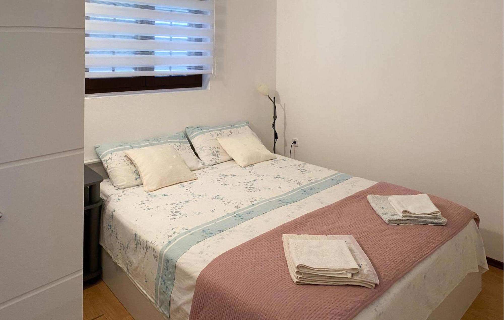 1 Bedroom Awesome Apartment In ลิทซ์ยัน ภายนอก รูปภาพ